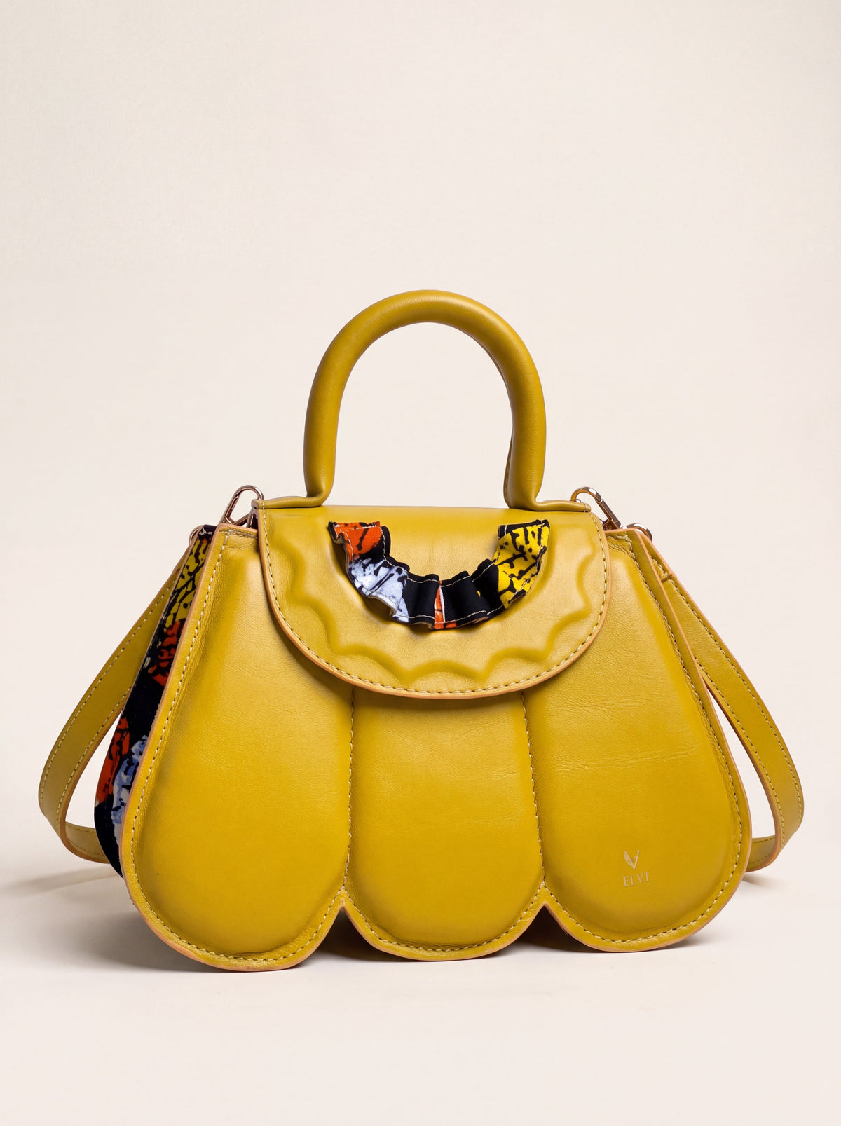 Sac Cupidon jaune avec sa bandoulière, ELVI CREATION