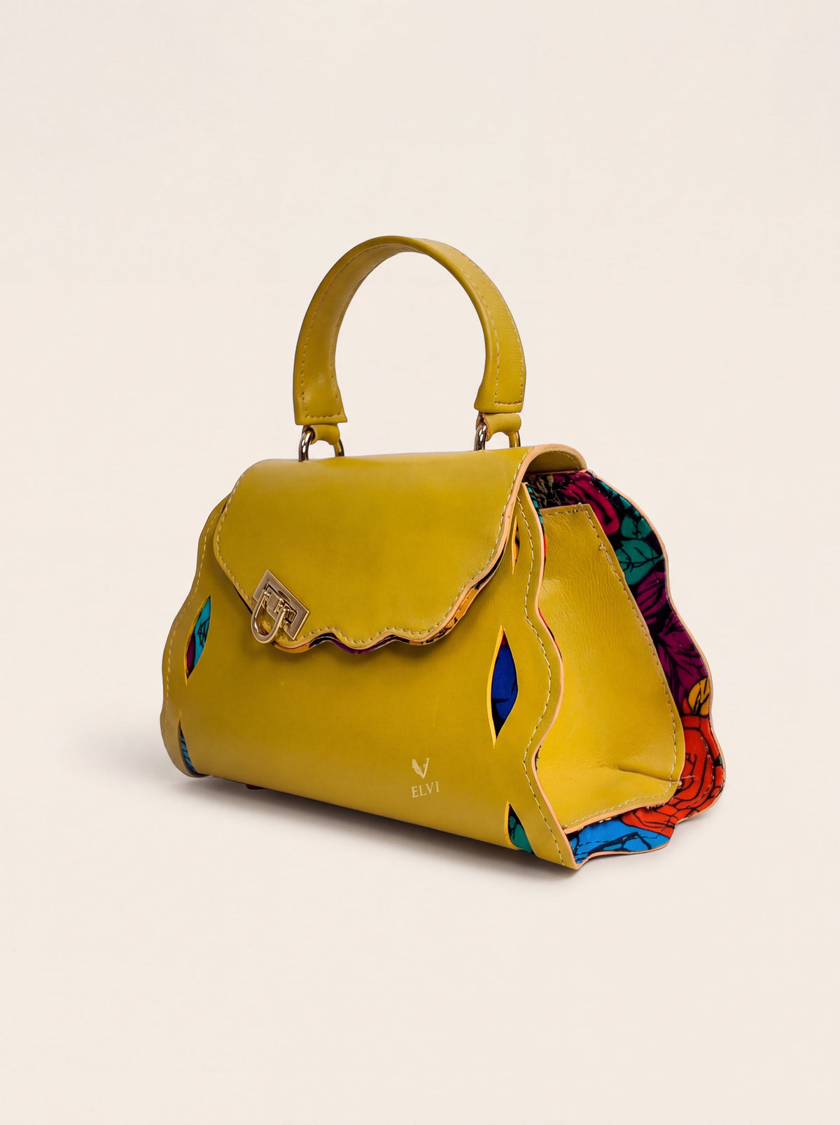 Vue de côté du sac Trésor jaune et de son wax, ELVI CREATION